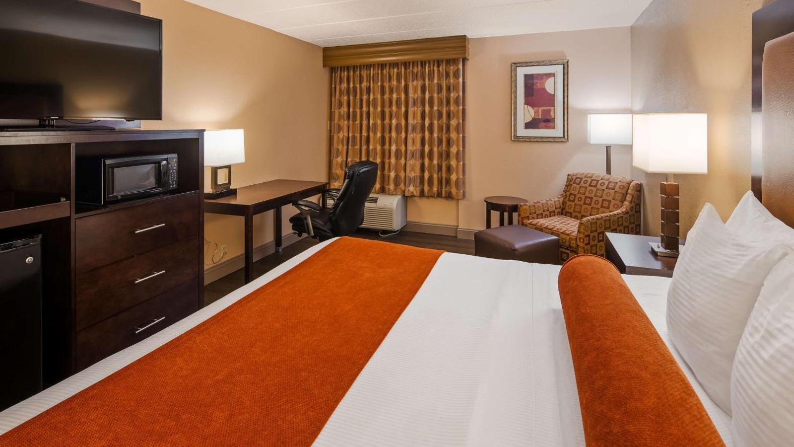 Best Western Crossroads of the Bluffs Main image 2